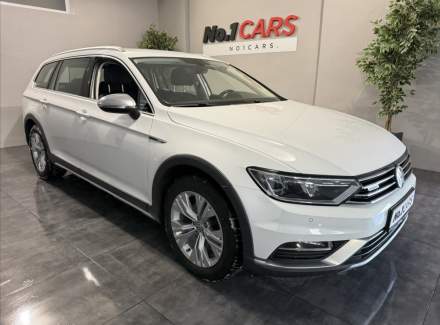 Volkswagen - Passat