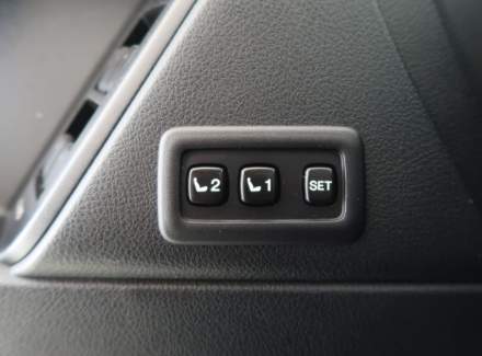 Toyota - Land Cruiser