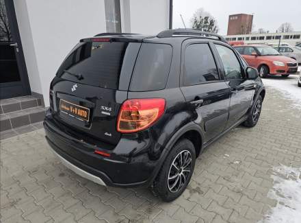 Suzuki - SX4