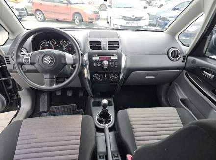 Suzuki - SX4