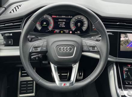 Audi - Q7