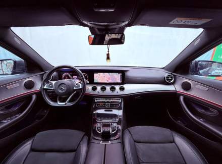 Mercedes-Benz - E-class