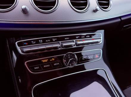 Mercedes-Benz - E-class