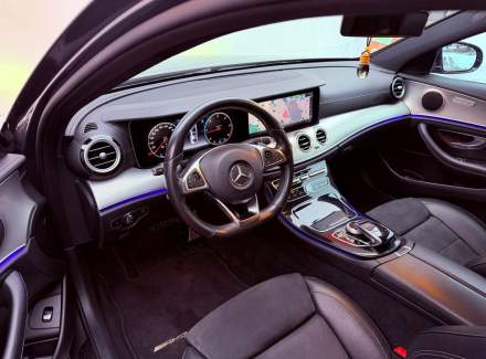 Mercedes-Benz - E-class