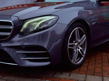 Mercedes-Benz - E-class