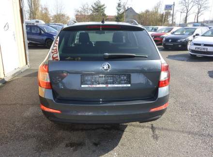 Škoda - Octavia