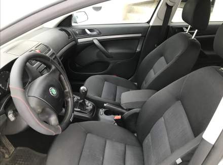 Škoda - Octavia