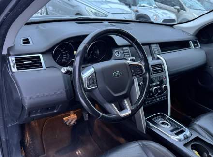 Land Rover - Discovery Sport