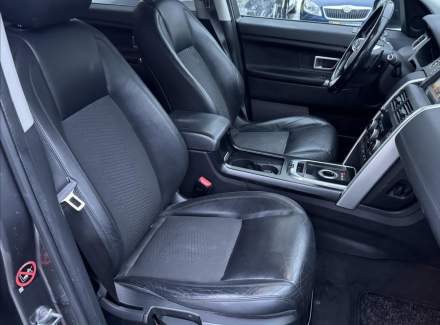 Land Rover - Discovery Sport