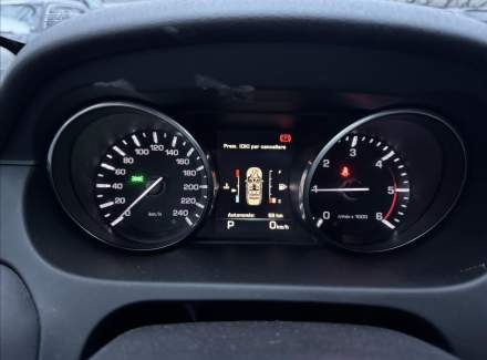 Land Rover - Discovery Sport