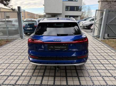 Audi - E-tron