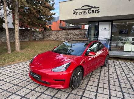 Tesla - Model 3