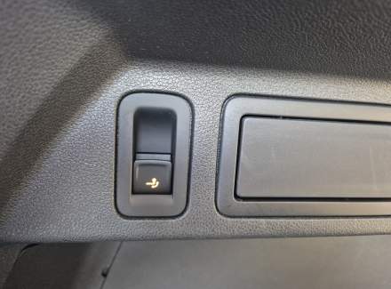 Volkswagen - Tiguan 2.0 TDI (150 Hp) SCR DSG