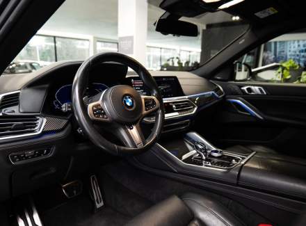 BMW - X6