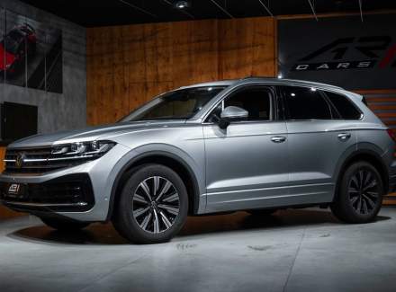 Volkswagen - Touareg