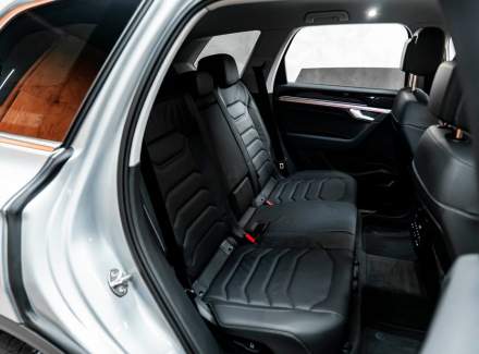 Volkswagen - Touareg