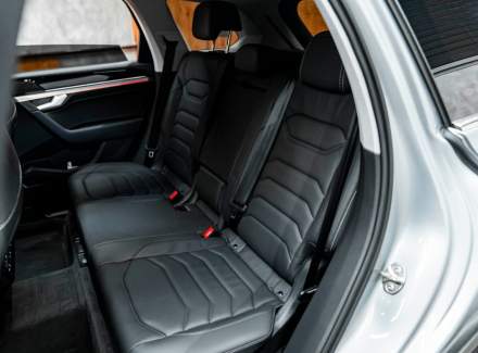 Volkswagen - Touareg