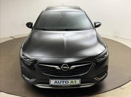 Opel - Insignia