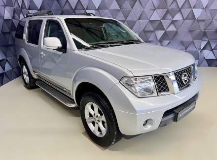 Nissan - Pathfinder