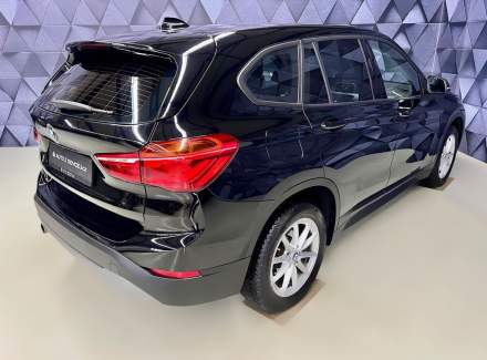 BMW - X1