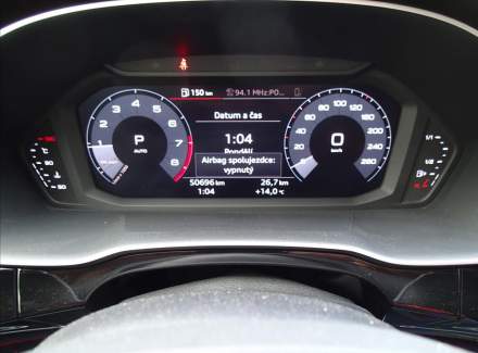 Audi - Q3