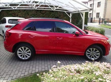 Audi - Q3