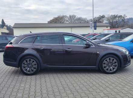 Opel - Insignia