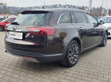 Opel - Insignia