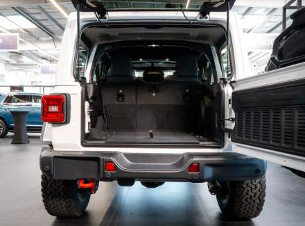 Jeep - Wrangler