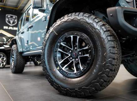 Jeep - Wrangler