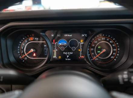 Jeep - Wrangler