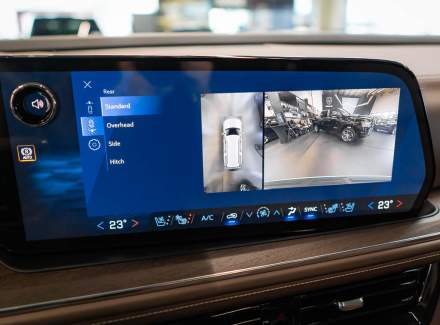 Chevrolet - Suburban