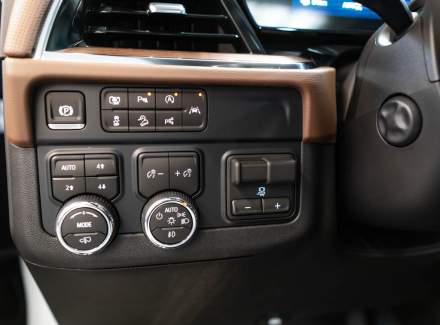 Chevrolet - Suburban