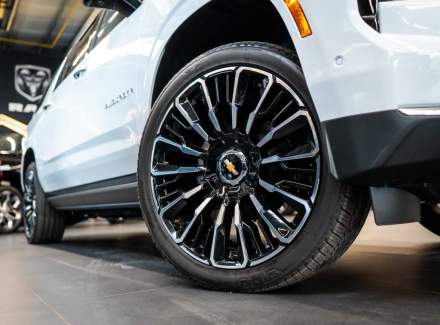 Chevrolet - Suburban