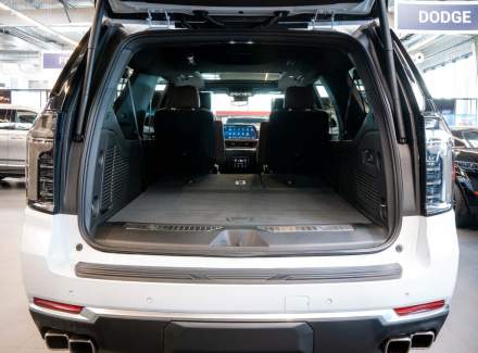 Chevrolet - Suburban