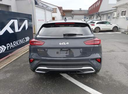 Kia - XCeed
