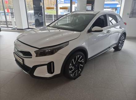 Kia - XCeed