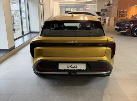 Kia - K4