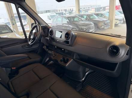 Mercedes-Benz - Sprinter