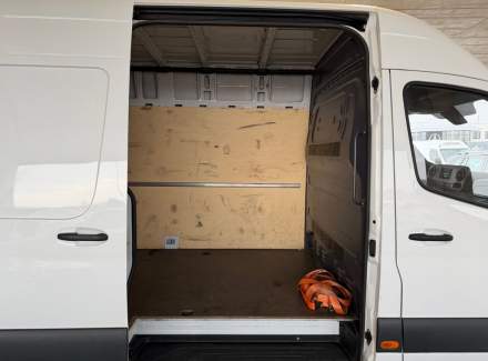 Mercedes-Benz - Sprinter