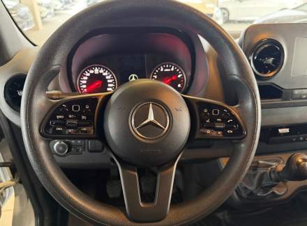 Mercedes-Benz - Sprinter