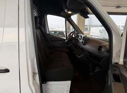 Mercedes-Benz - Sprinter