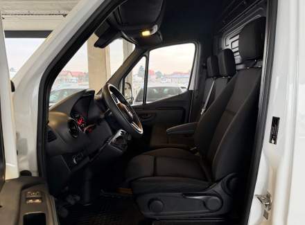 Mercedes-Benz - Sprinter