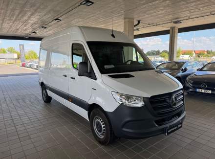 Mercedes-Benz - Sprinter