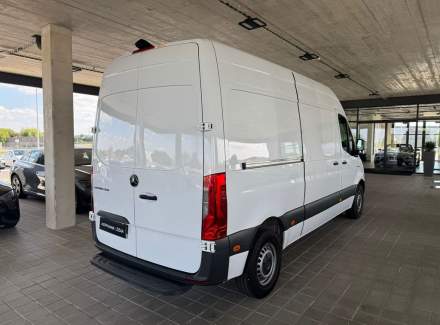 Mercedes-Benz - Sprinter