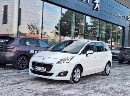 Peugeot - 5008