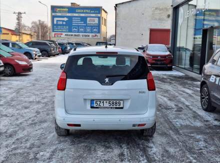 Peugeot - 5008