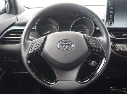 Toyota - C-HR
