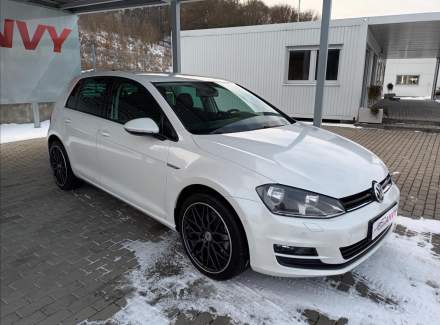 Volkswagen - Golf