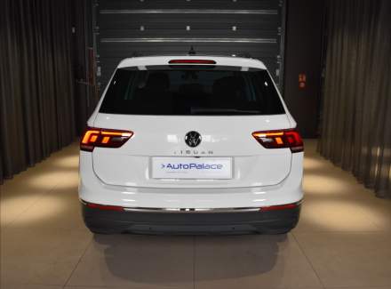 Volkswagen - Tiguan